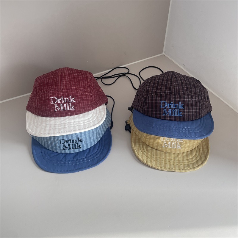 Kids Soft Brim Baseball Cap 49 - Embroidery Cap recensione e prezzo