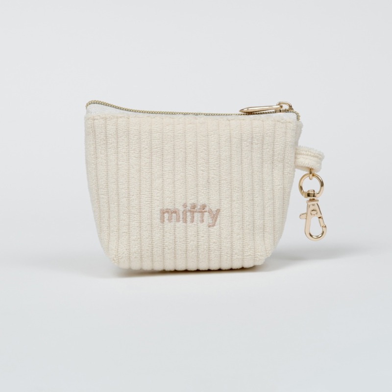 Hot Kawaii Miffy Series Earpho - Embroidery Rabbit recensione e prezzo