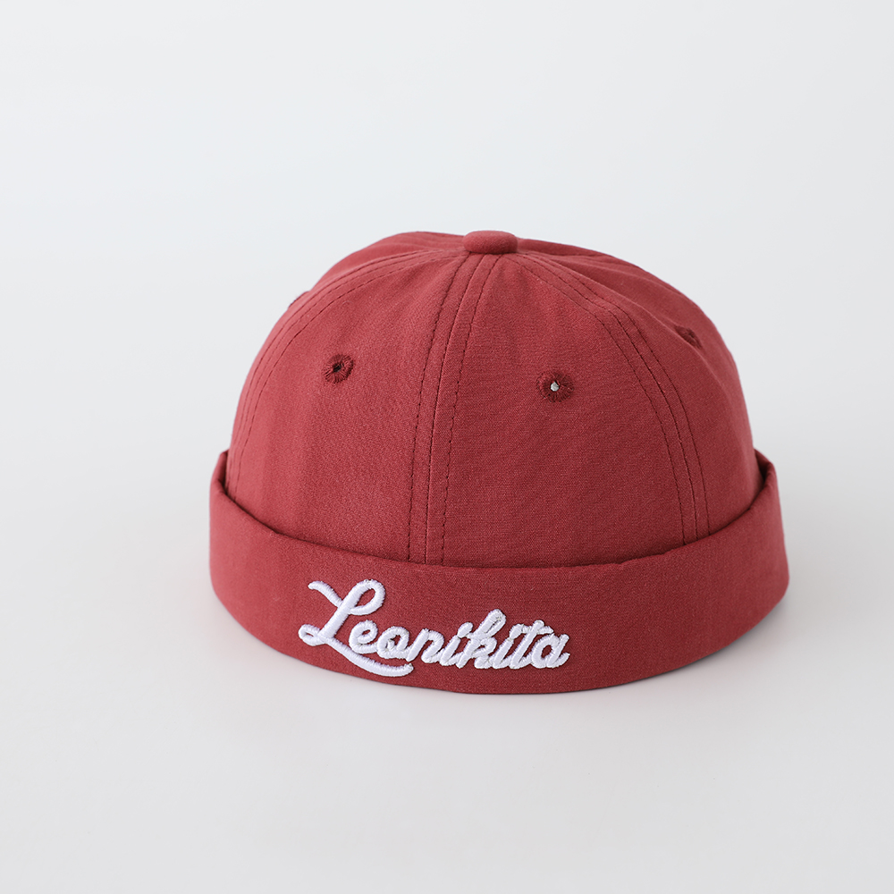 Children's handwritten English - Embroidery Cap recensione e prezzo
