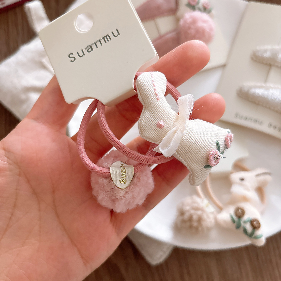 Autumn Winter Sweet 3D Embroid - Embroidery Rabbit recensione e prezzo